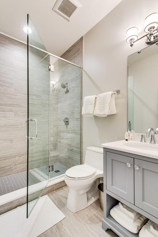 Deluxe King Room,165328881:JPEG